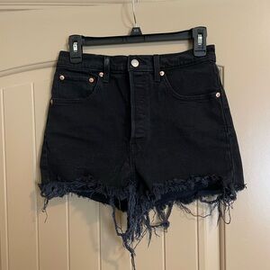 Levi's Black Ribcage Shorts Distressed Hem Black Size 27